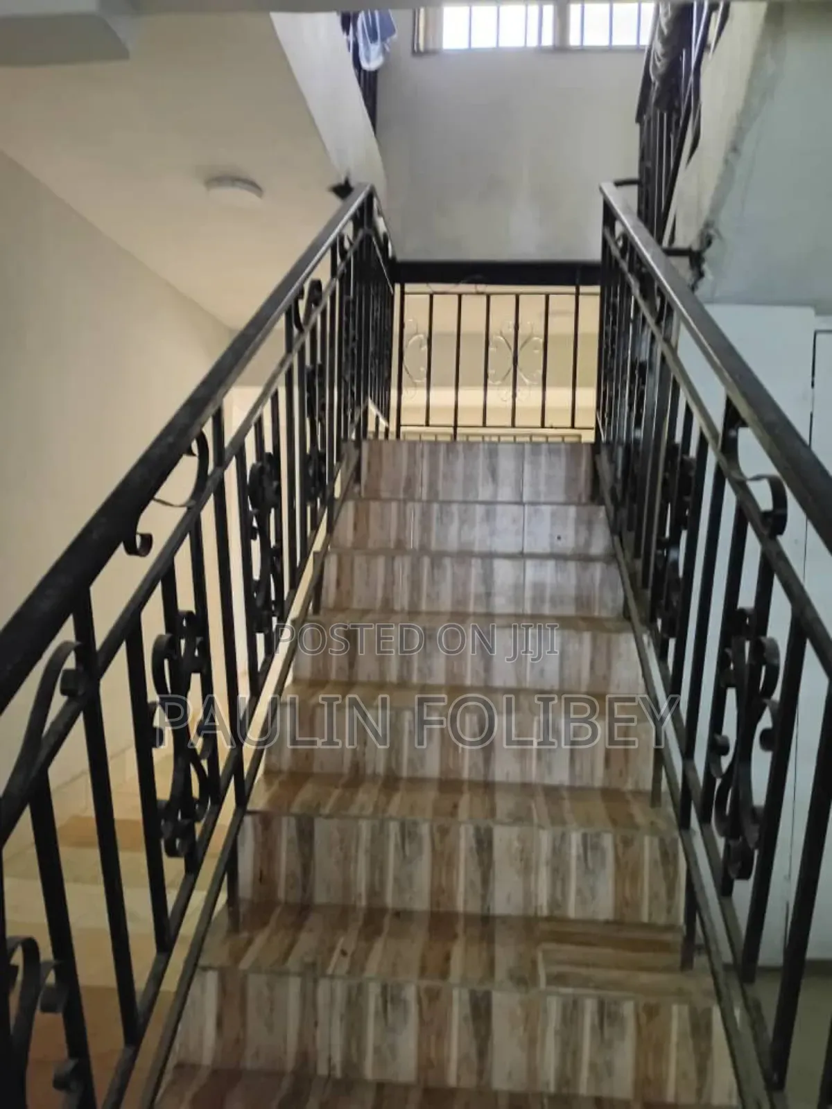 6bdrm Duplex in Dg Property, Pokuase for rent