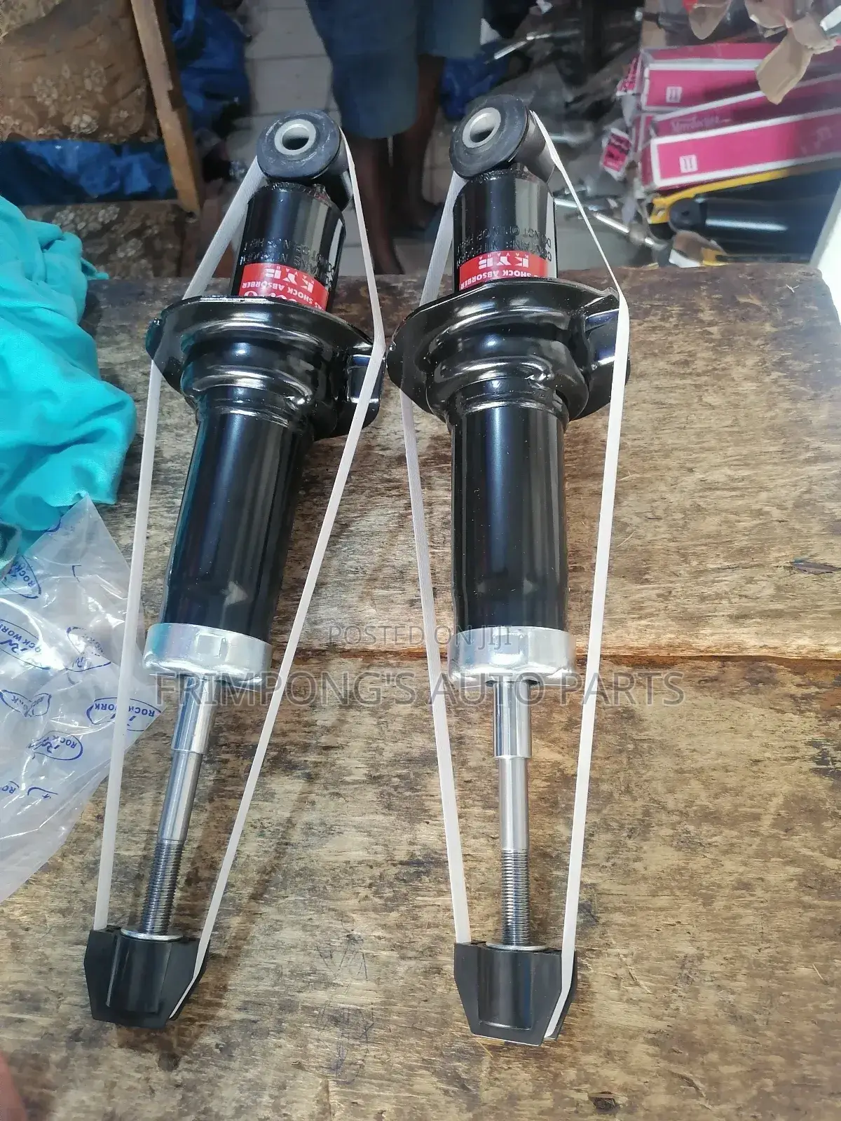 Nissan Navara Front Shocks Absorbers