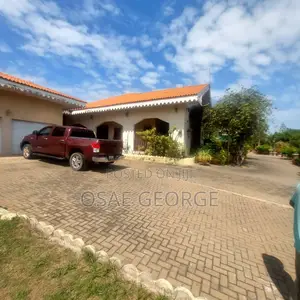 6bdrm House in George Properties, Accra Metropolitan for sale