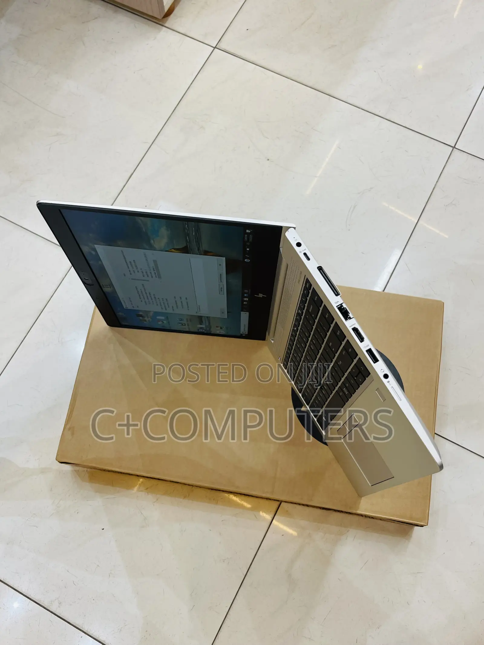New Laptop HP EliteBook 745 G6 8GB AMD Ryzen 5 SSD 256GB