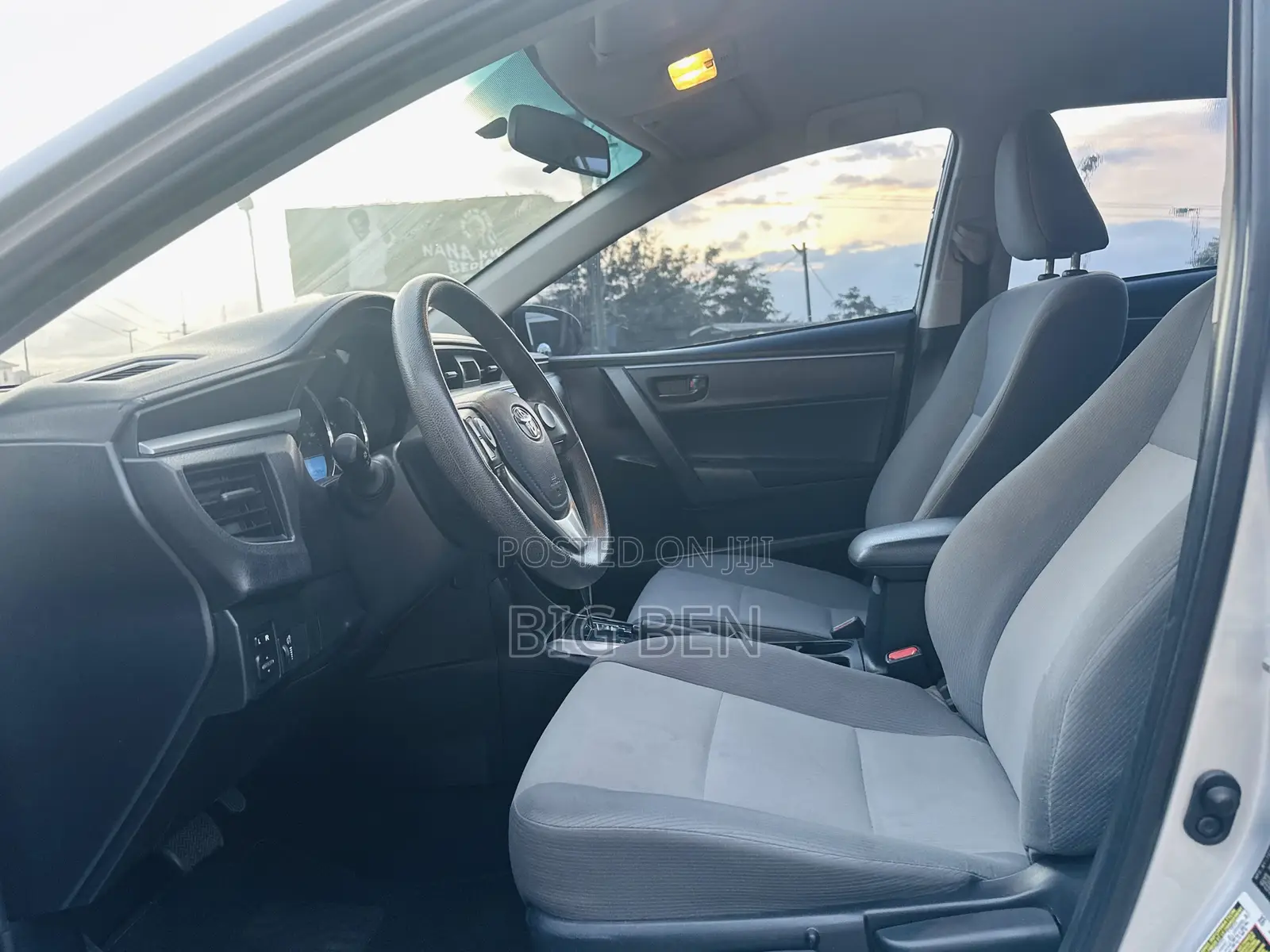 Toyota Corolla LE Eco Plus 4dr Sedan (1.8L 4cyl CVT) 2016 Silver