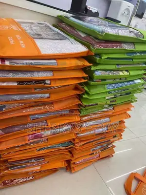 6pcs Bedsheets Set. 2 Bedsheets With 4 Pillow Covers