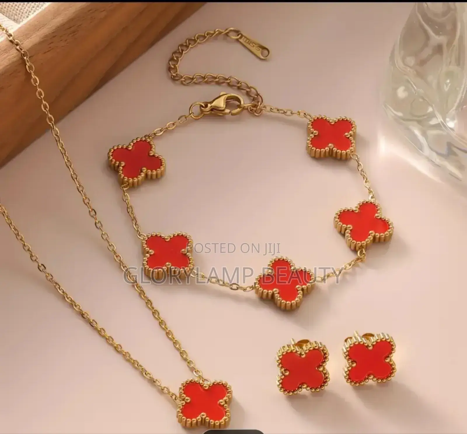Van Cleef Clover Necklace Bracelet and Earrings Set With Gift Box