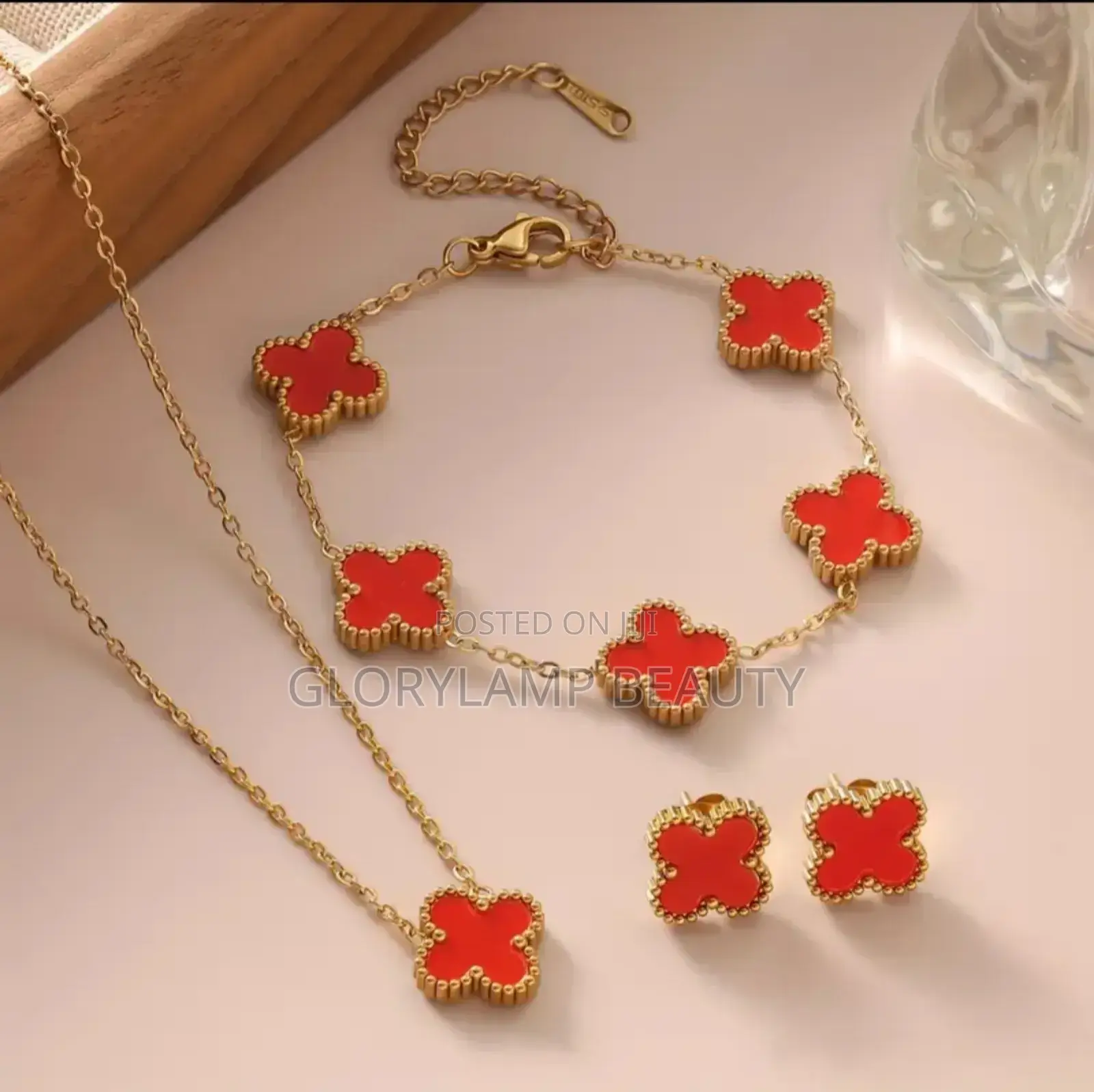 Van Cleef Clover Necklace Bracelet and Earrings Set With Gift Box