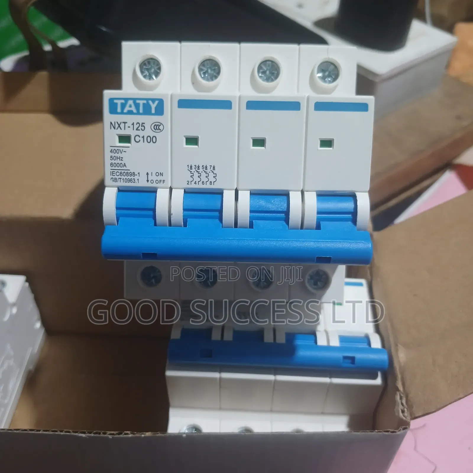 4 Pole Breaker
