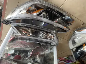 Honda Crv 2015-2016 Headlights Original Honda Pair