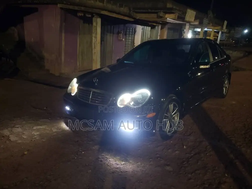 Mercedes-Benz C180 2002 Black