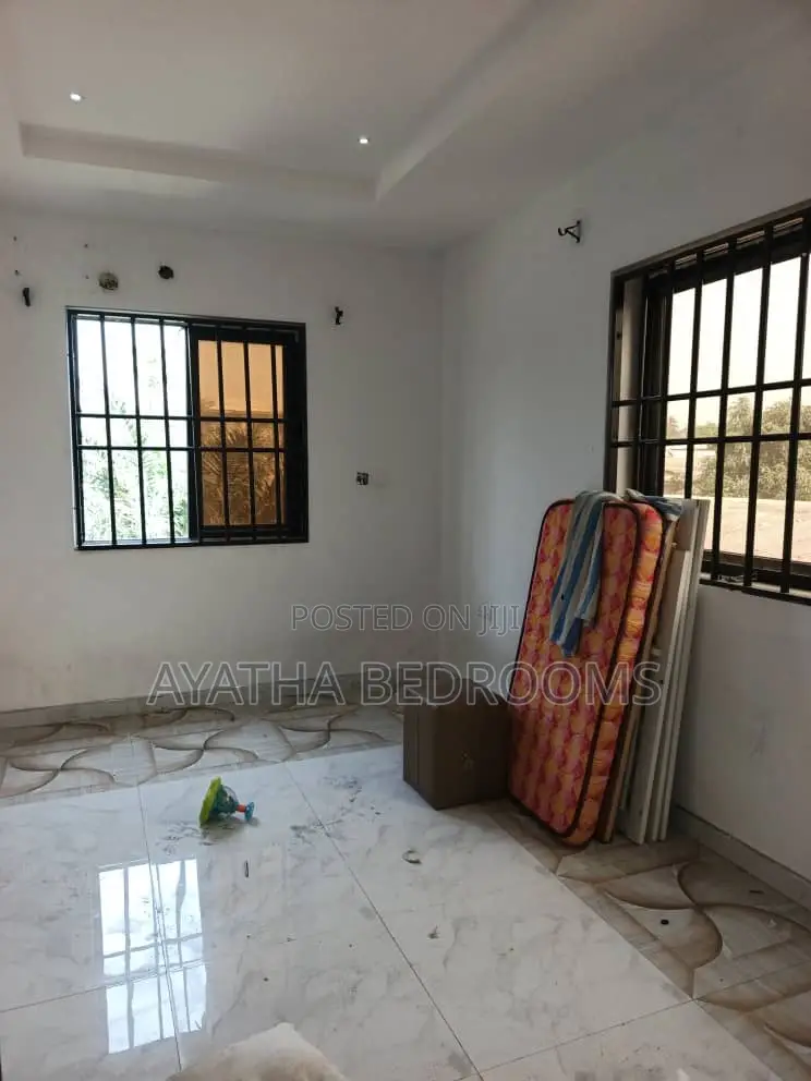 1bdrm Apartment in Modern Properties, New Town for rent