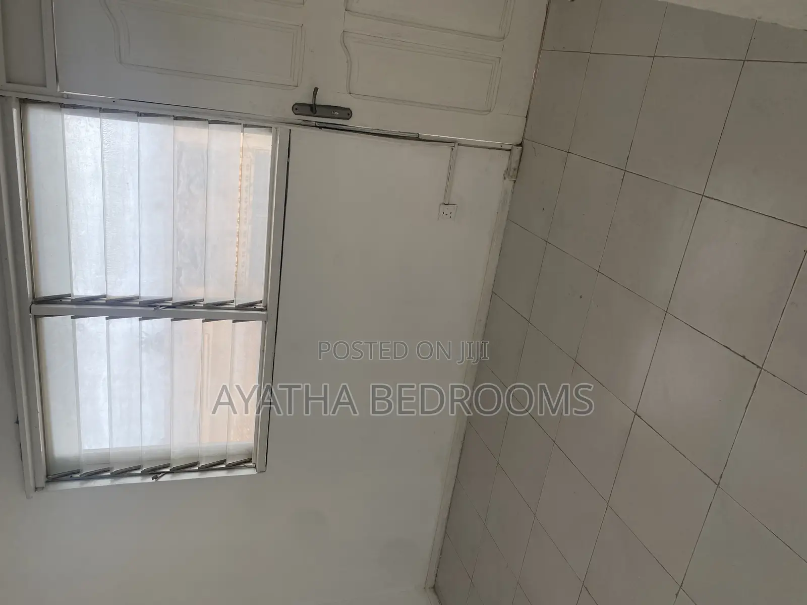 3bdrm House in Modern Properties, First Junction for rent