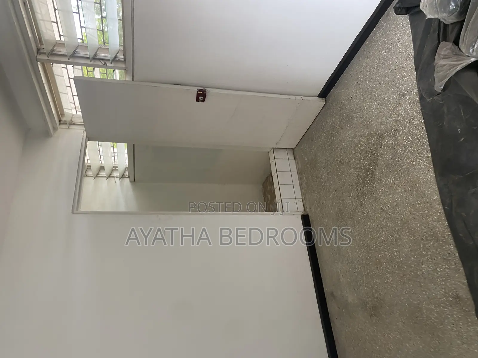 3bdrm House in Modern Properties, First Junction for rent