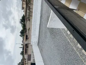 3bdrm House in Modern Properties, First Junction for rent