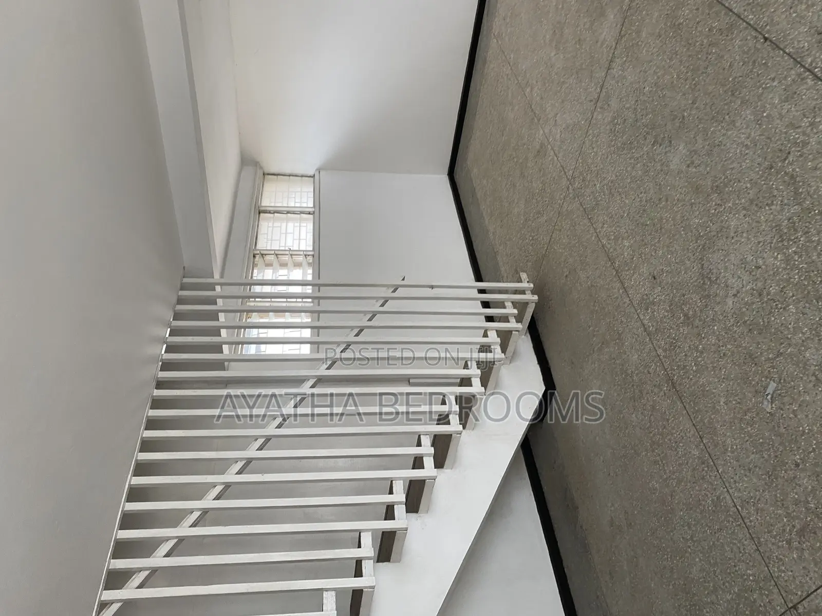 3bdrm House in Modern Properties, First Junction for rent