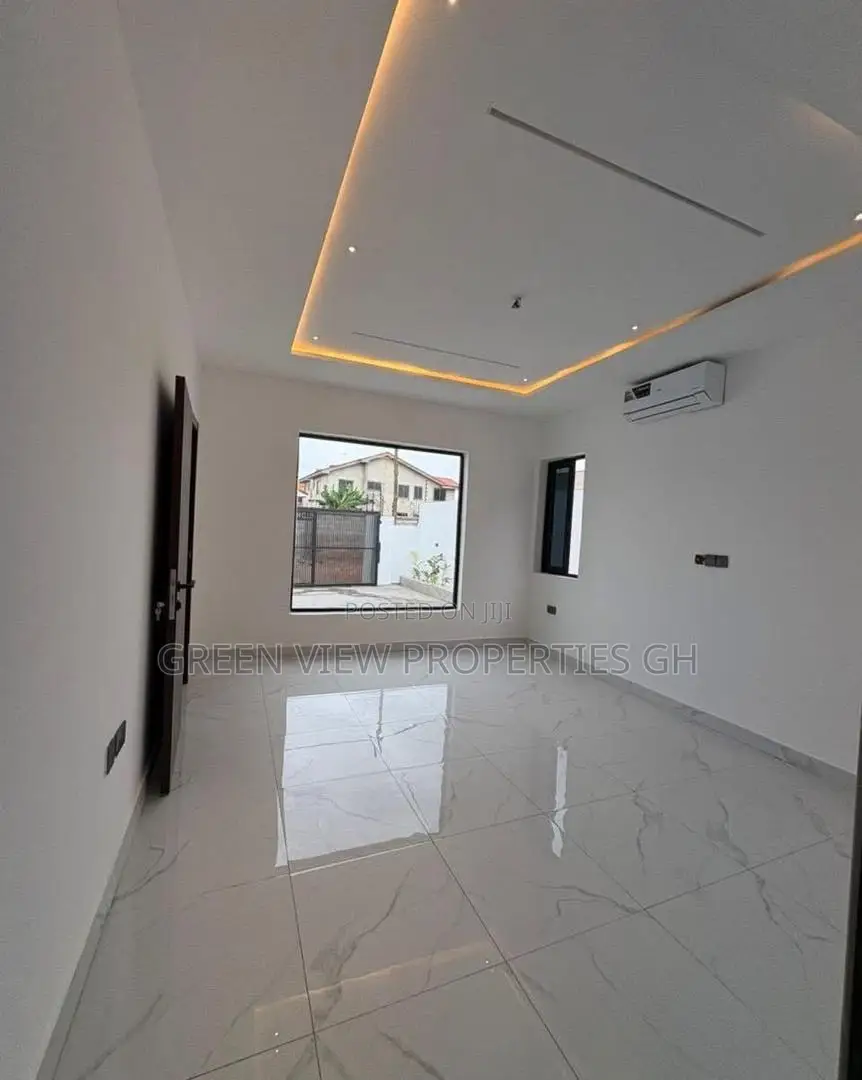 3bdrm House in Lake Side Estate for sale