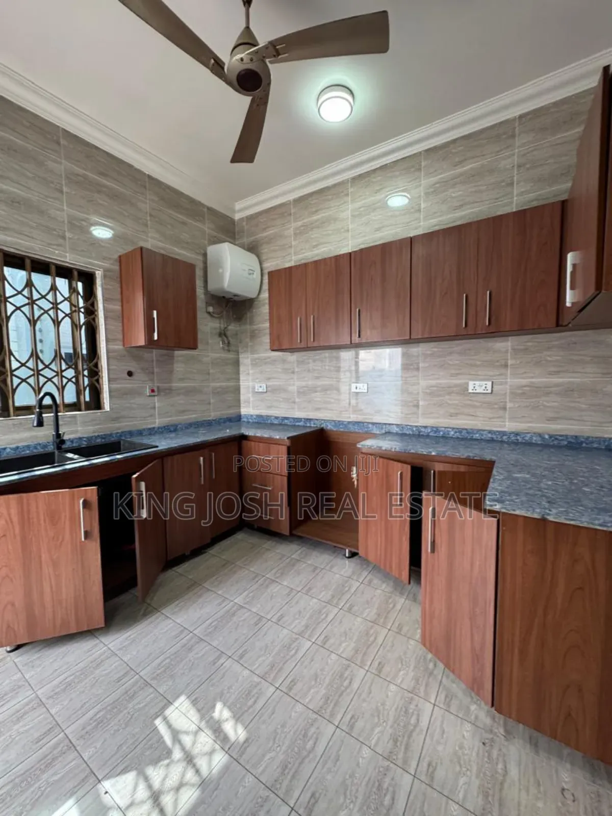 3bdrm House in Spintex for rent