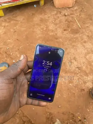 Samsung Galaxy S10e 128 GB White