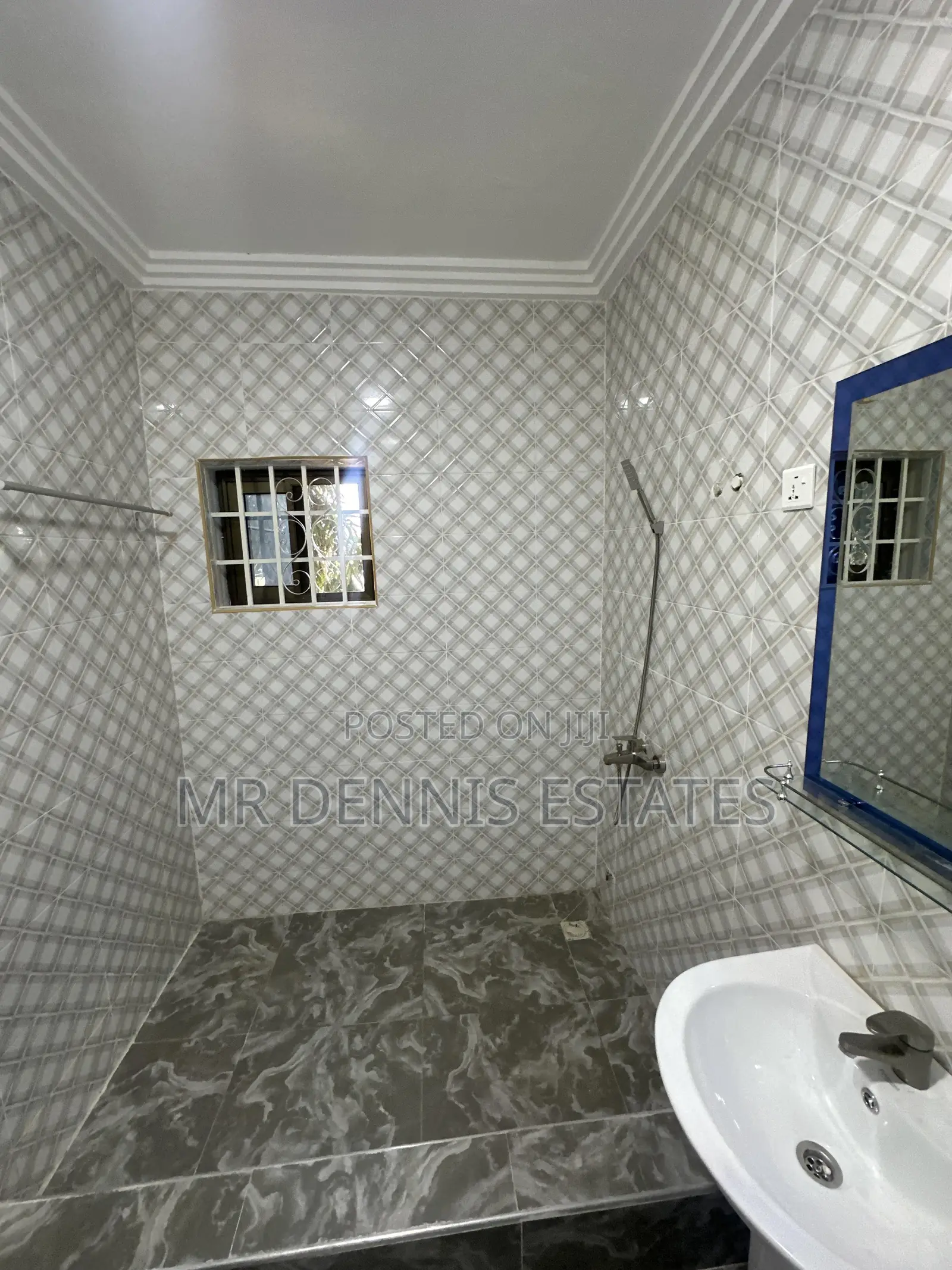 2bdrm Apartment in Weija, Old Barrier for rent