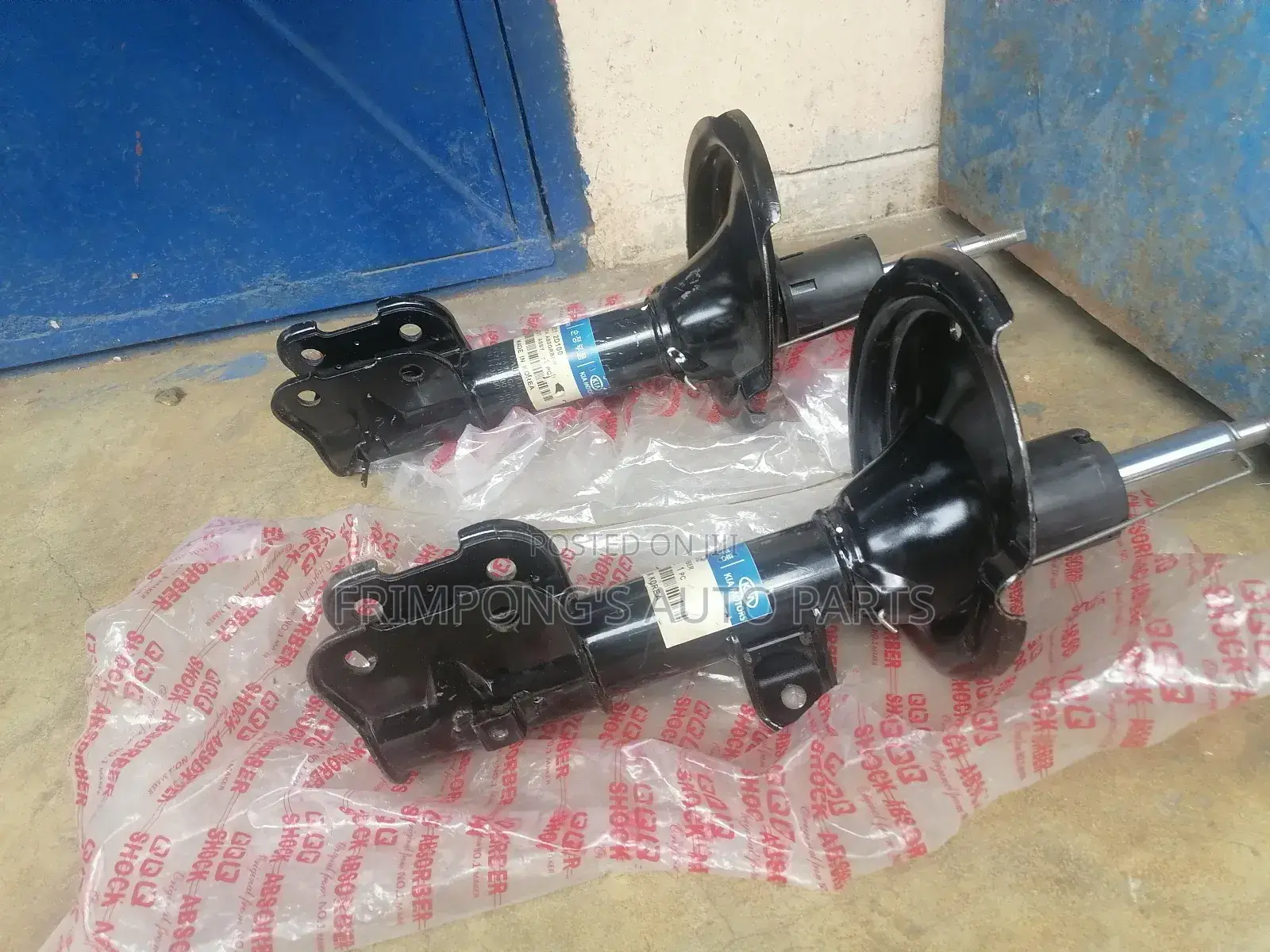Hyundai H1 Front Shocks Absorbers Original