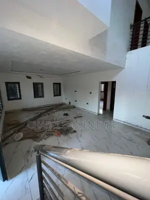 3bdrm Townhouse / Terrace in Charclem Ventures, Ashomang Estate