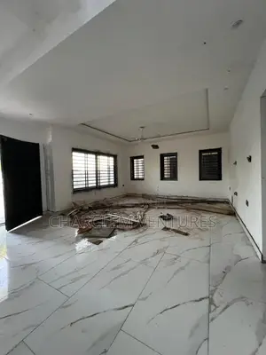 3bdrm Townhouse / Terrace in Charclem Ventures, Ashomang Estate