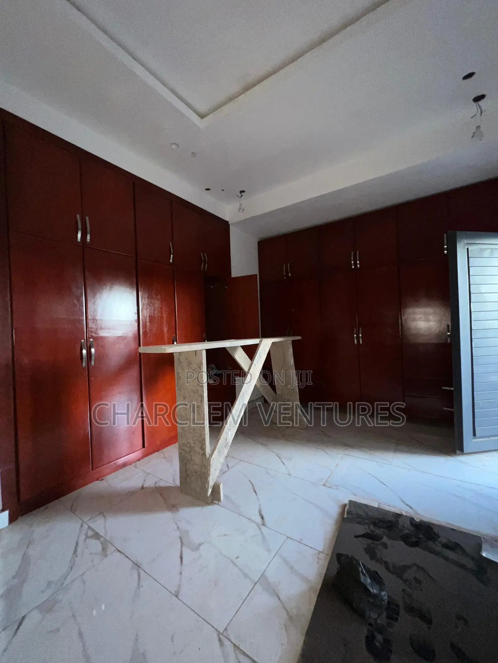 3bdrm Townhouse / Terrace in Charclem Ventures, Ashomang Estate