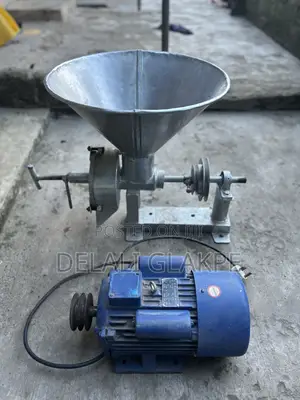 Pepper Milling Machine