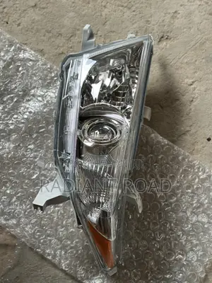 Toyota Highlander 2012 Headlight