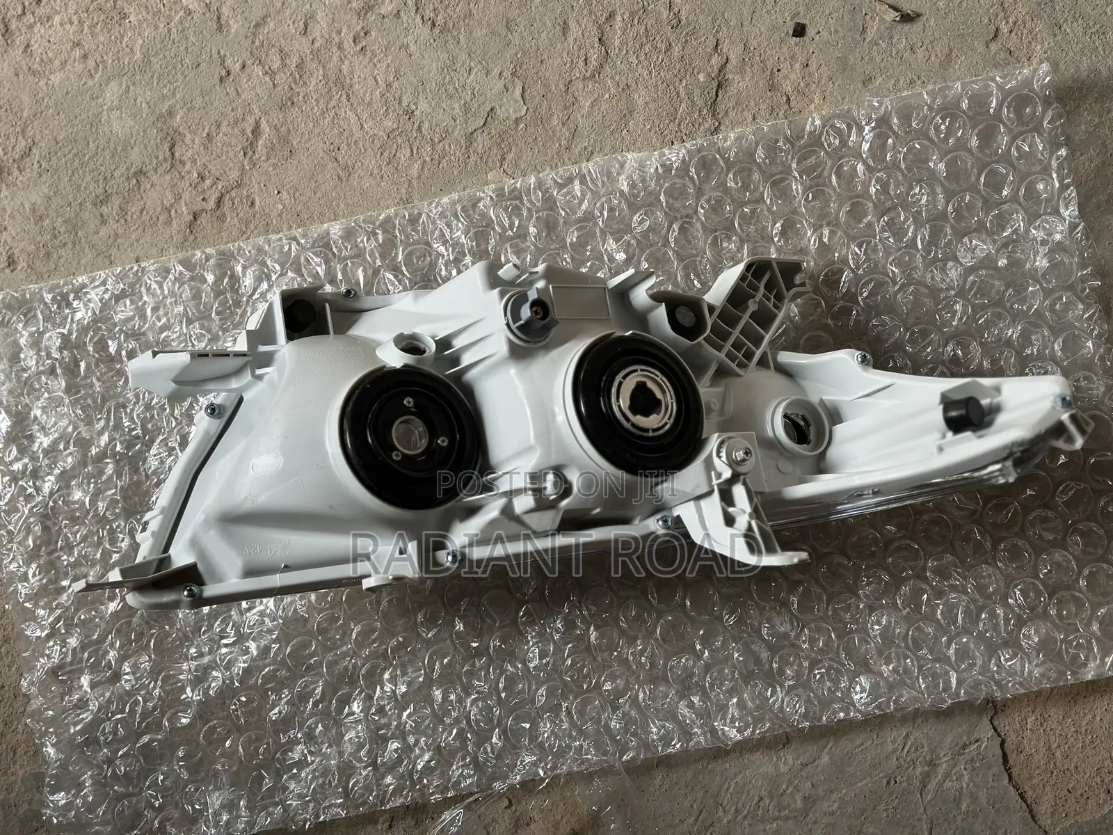 Toyota Highlander 2012 Headlight