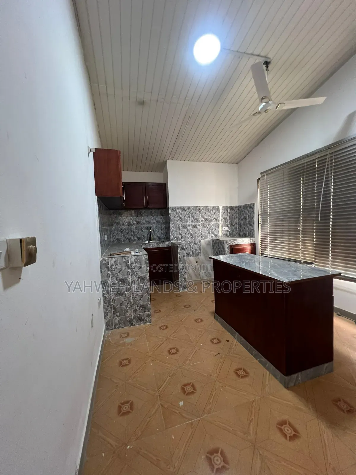 2bdrm House in Spintex for rent