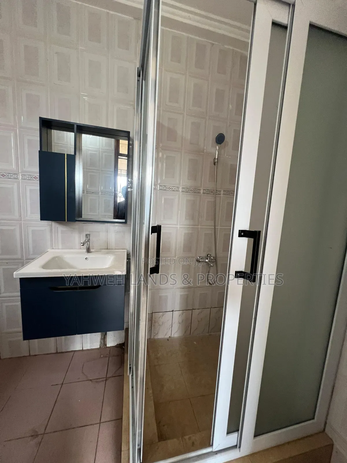 2bdrm House in Spintex for rent