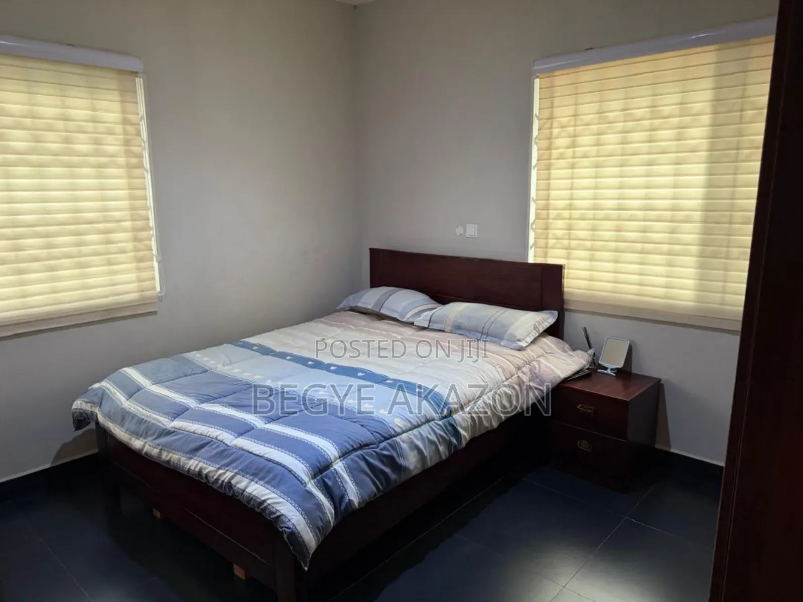 8bdrm House in Begye Akazon, Old Barrier for sale
