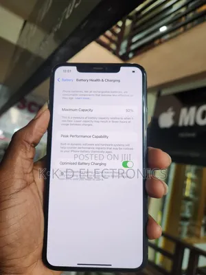 Apple iPhone 11 Pro Max 64 GB Green