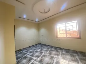 2bdrm Apartment in Race Course, Lapaz for rent