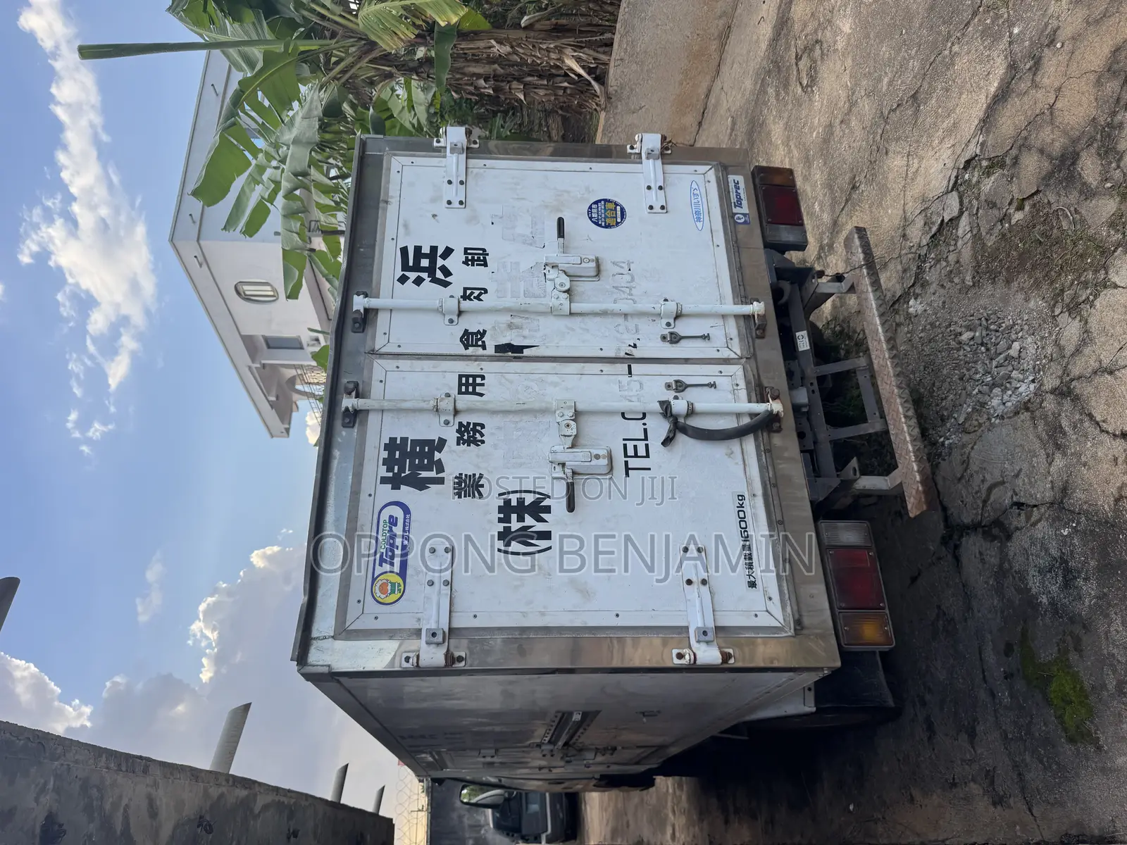 Isuzu Elf Truck