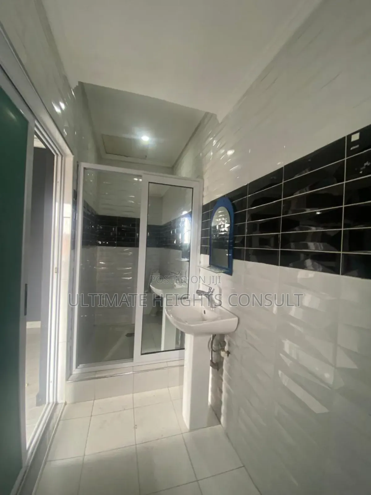 2bdrm Apartment in Race Course, Lapaz for rent