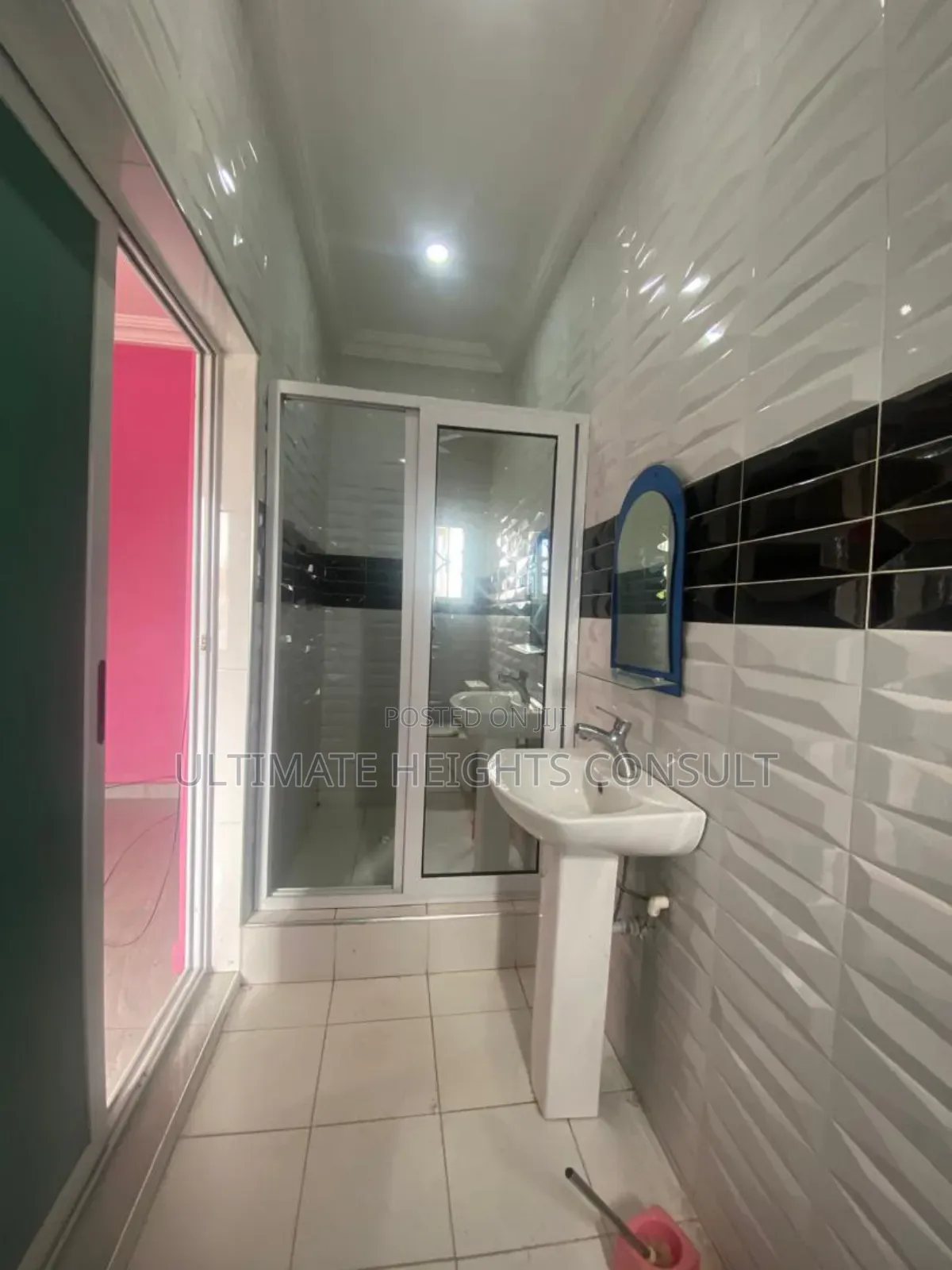 2bdrm Apartment in Race Course, Lapaz for rent