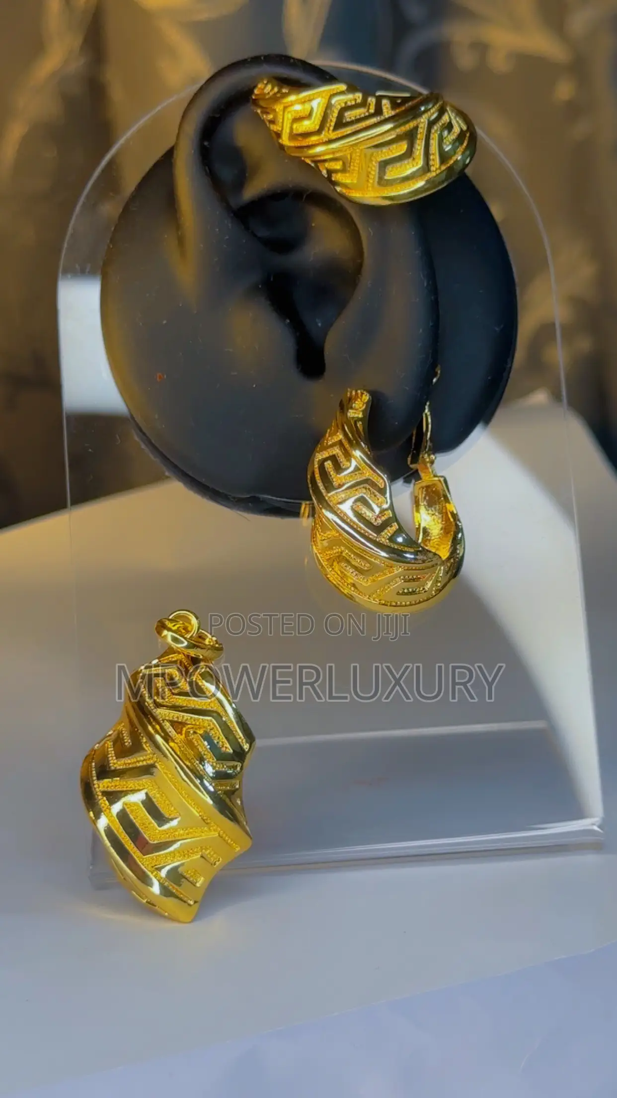 Luxurious Pendant and Earrings