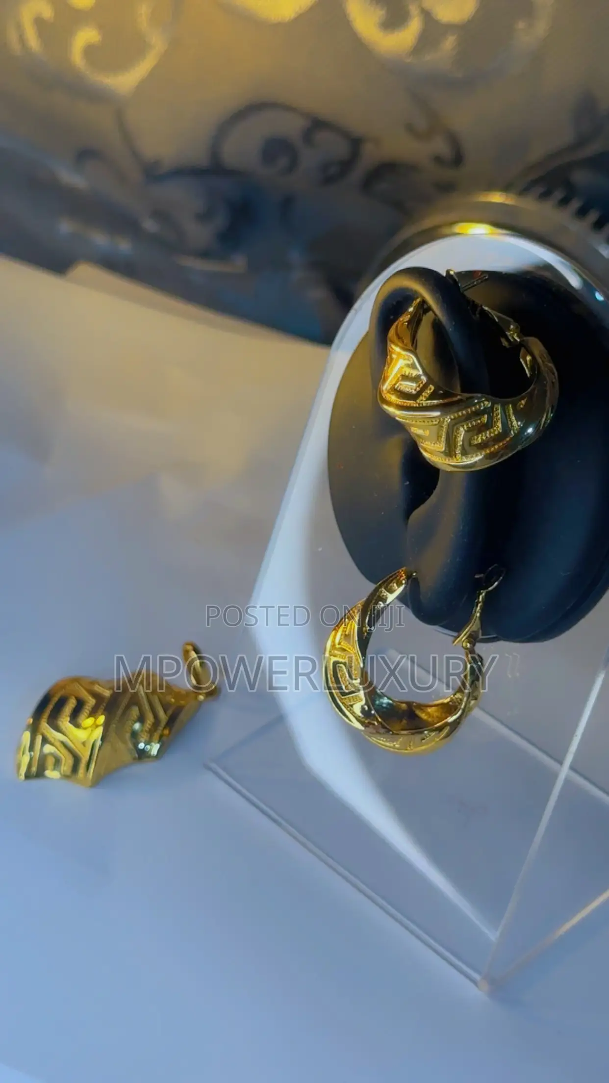 Luxurious Pendant and Earrings