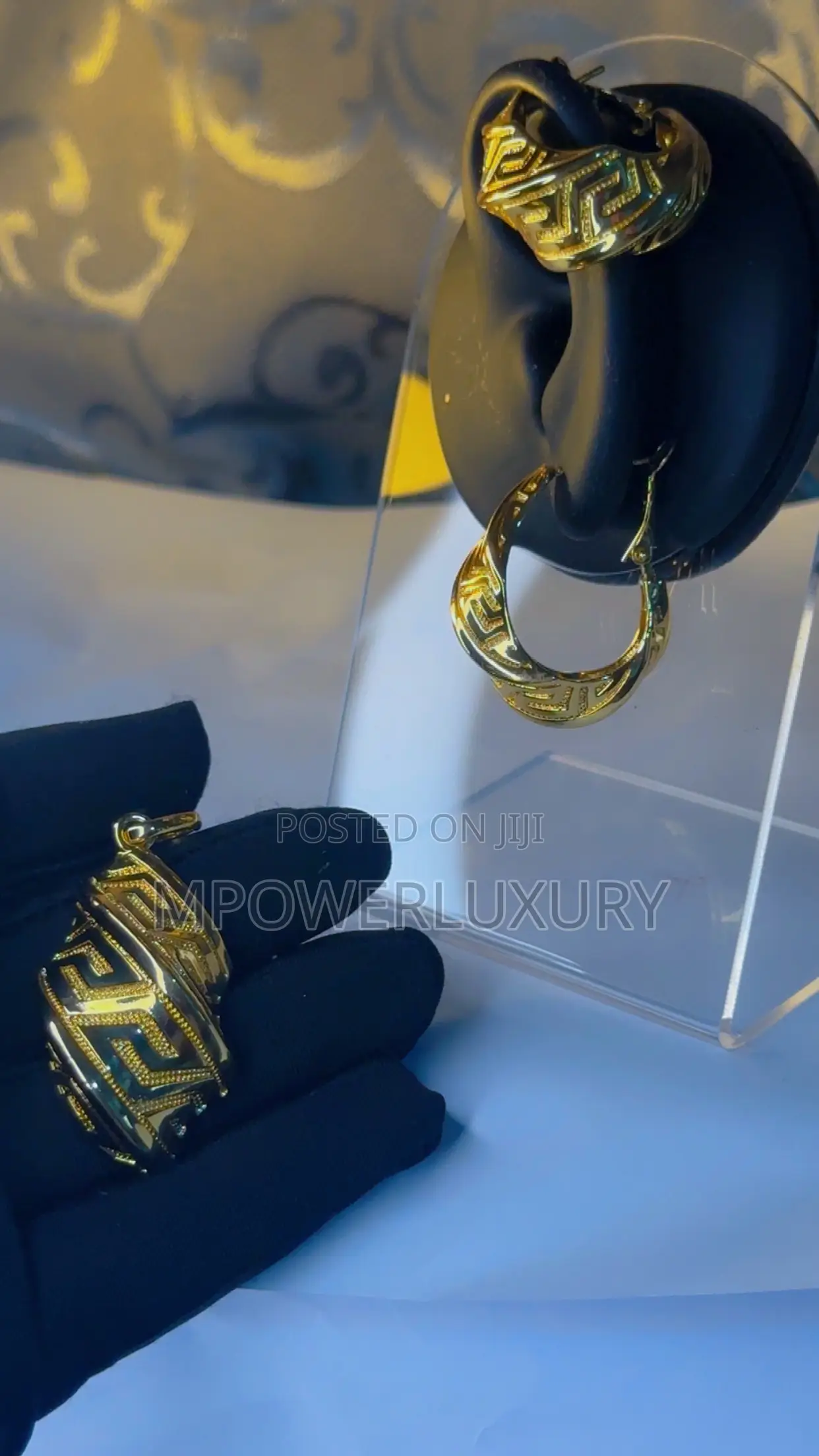 Luxurious Pendant and Earrings