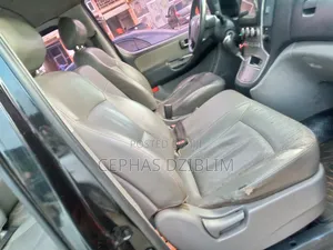 Hyundai Starex 2011 Black