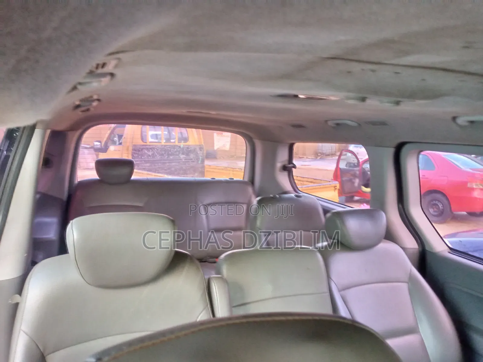 Hyundai Starex 2011 Black