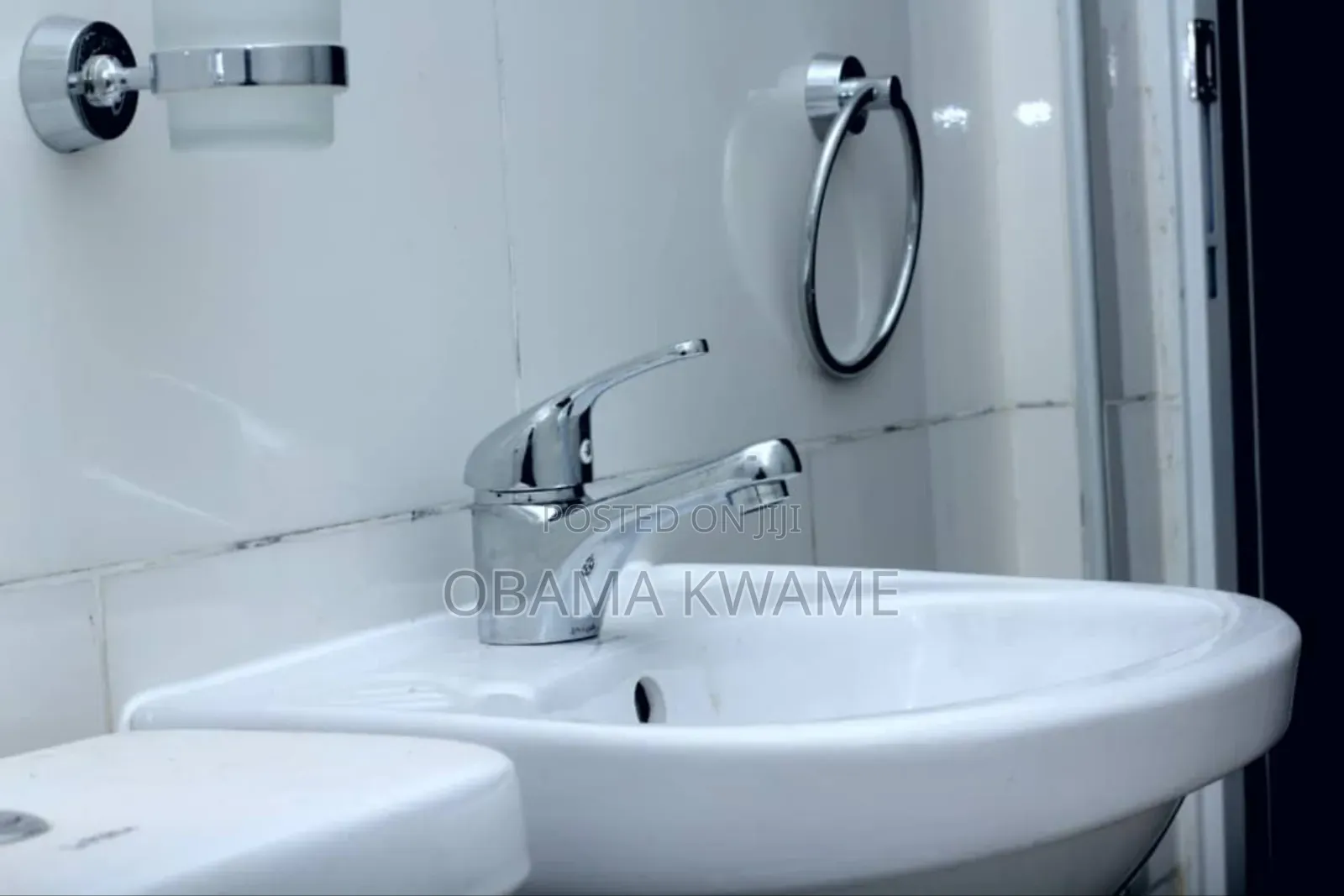 9bdrm House in Laryea Homes, East Legon for sale