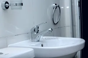 9bdrm House in Laryea Homes, East Legon for sale