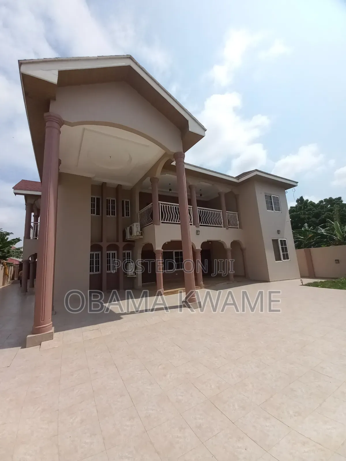 9bdrm House in Laryea Homes, East Legon for sale