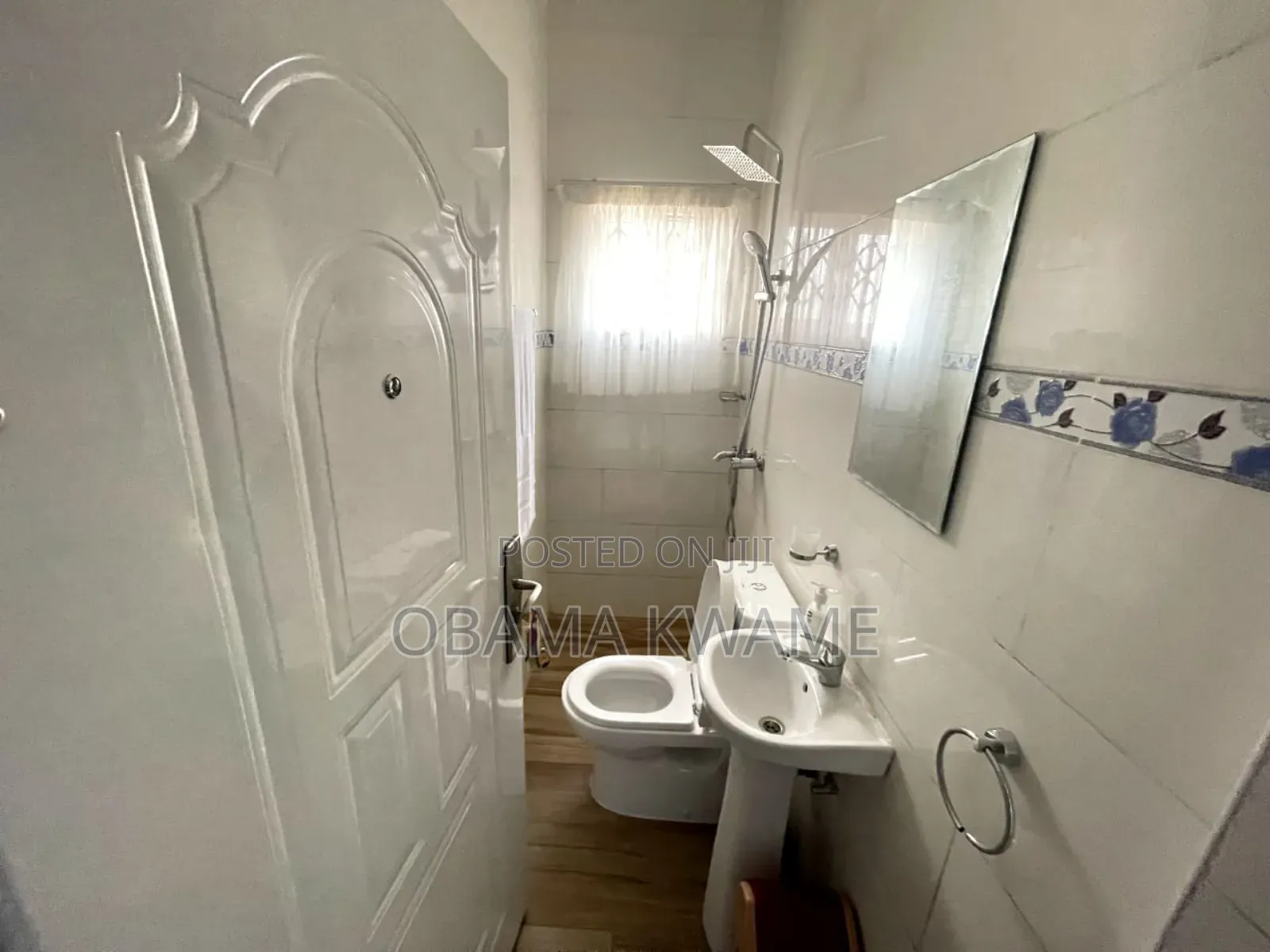 9bdrm House in Laryea Homes, East Legon for sale