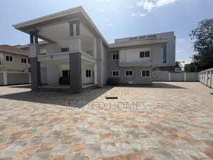 5bdrm House in Osu for rent
