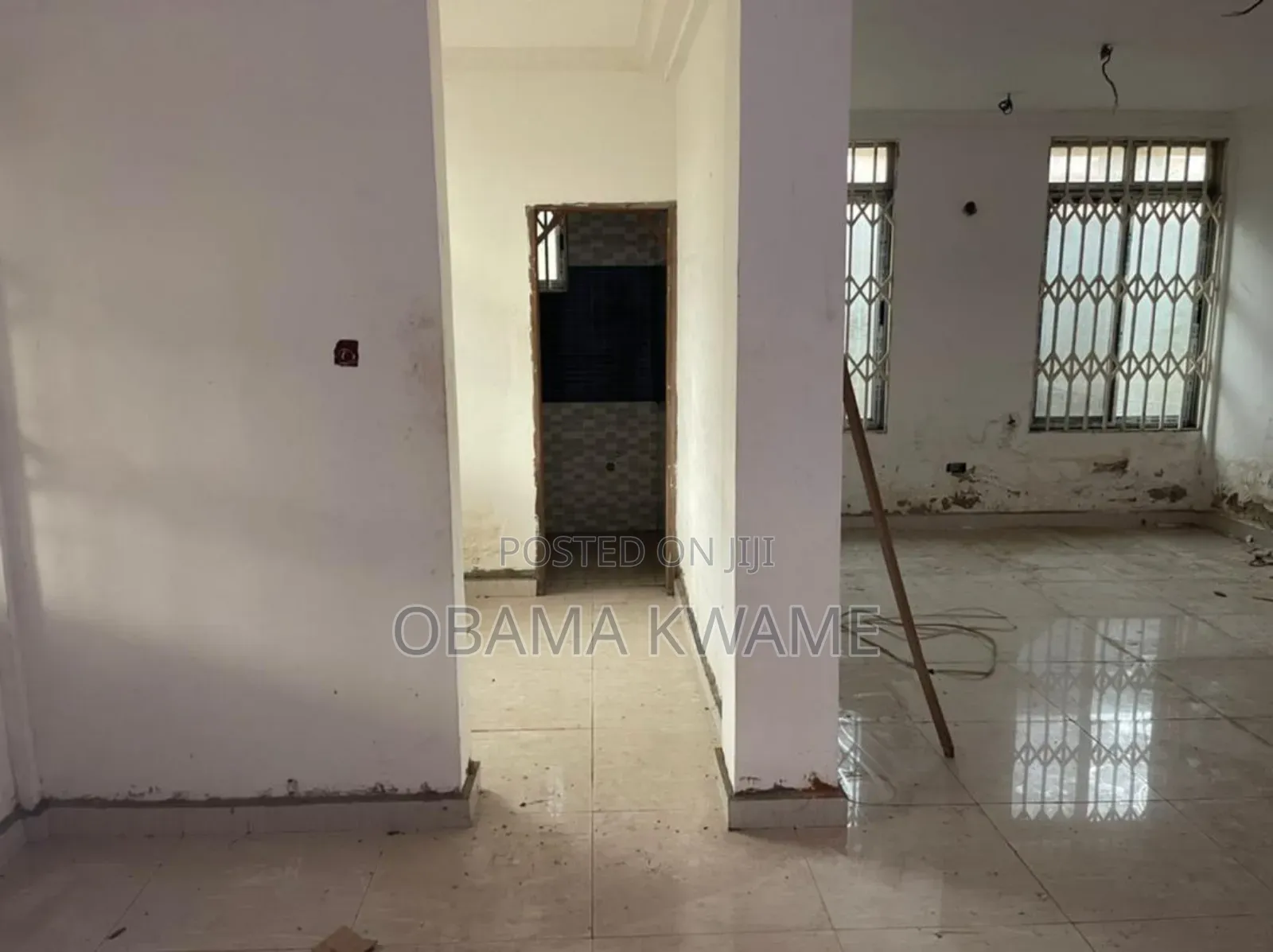 18bdrm House in Laryea Homes, West Legon for sale