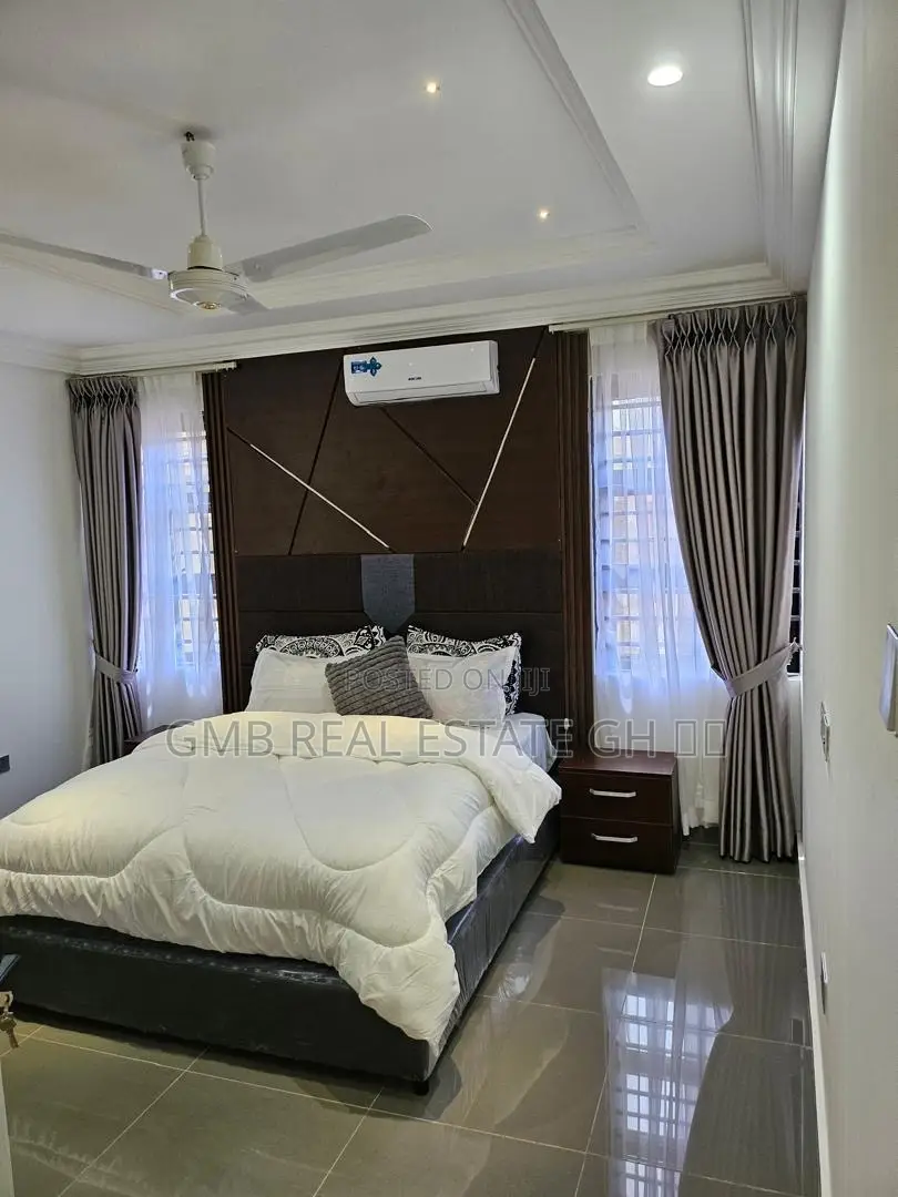 Furnished 2bdrm Apartment in Lakeside for sale