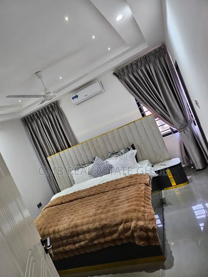 Furnished 2bdrm Apartment in Lakeside for sale