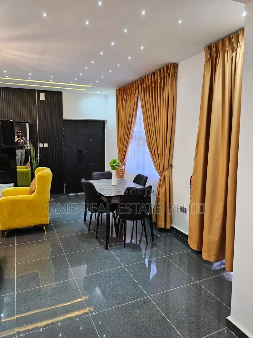 Furnished 2bdrm Apartment in Lakeside for sale