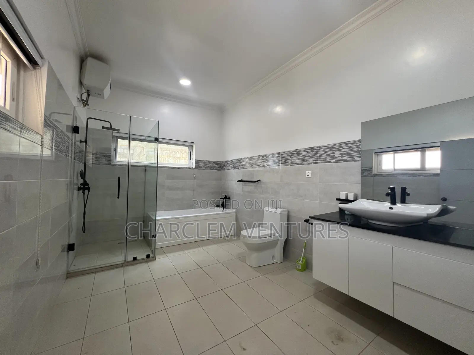 4bdrm House in Charclem Ventures, Accra Metropolitan for rent